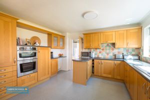 Kitchen- click for photo gallery